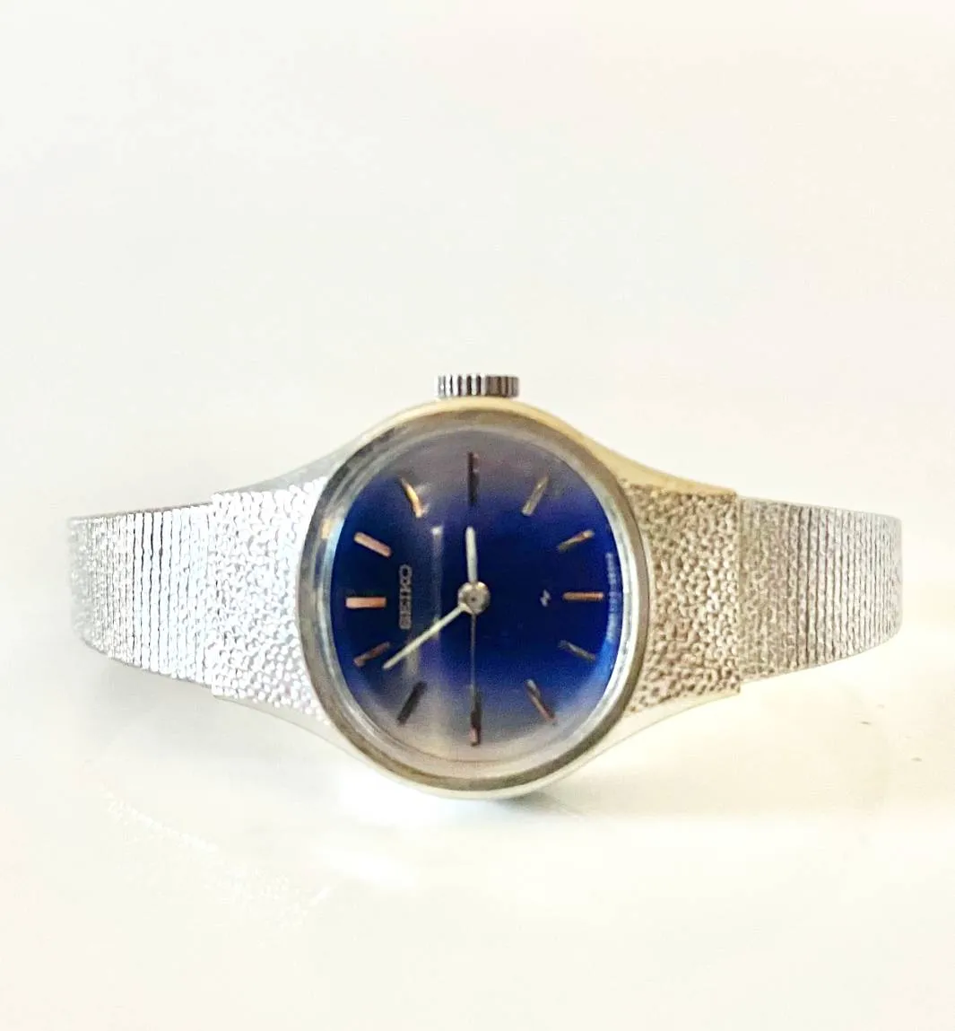 1970s Seiko Blue Oval Dial Steel Mesh Wristband Jewel Watch