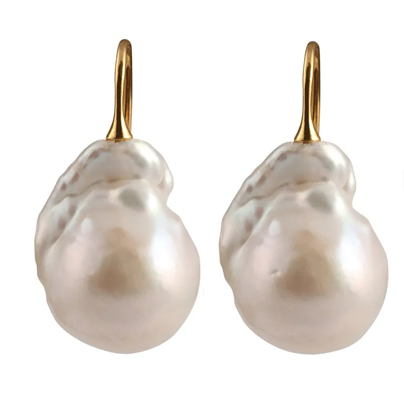 306-01-G | WILD PEARL DROP EARRING (WHITE ON GOLD)