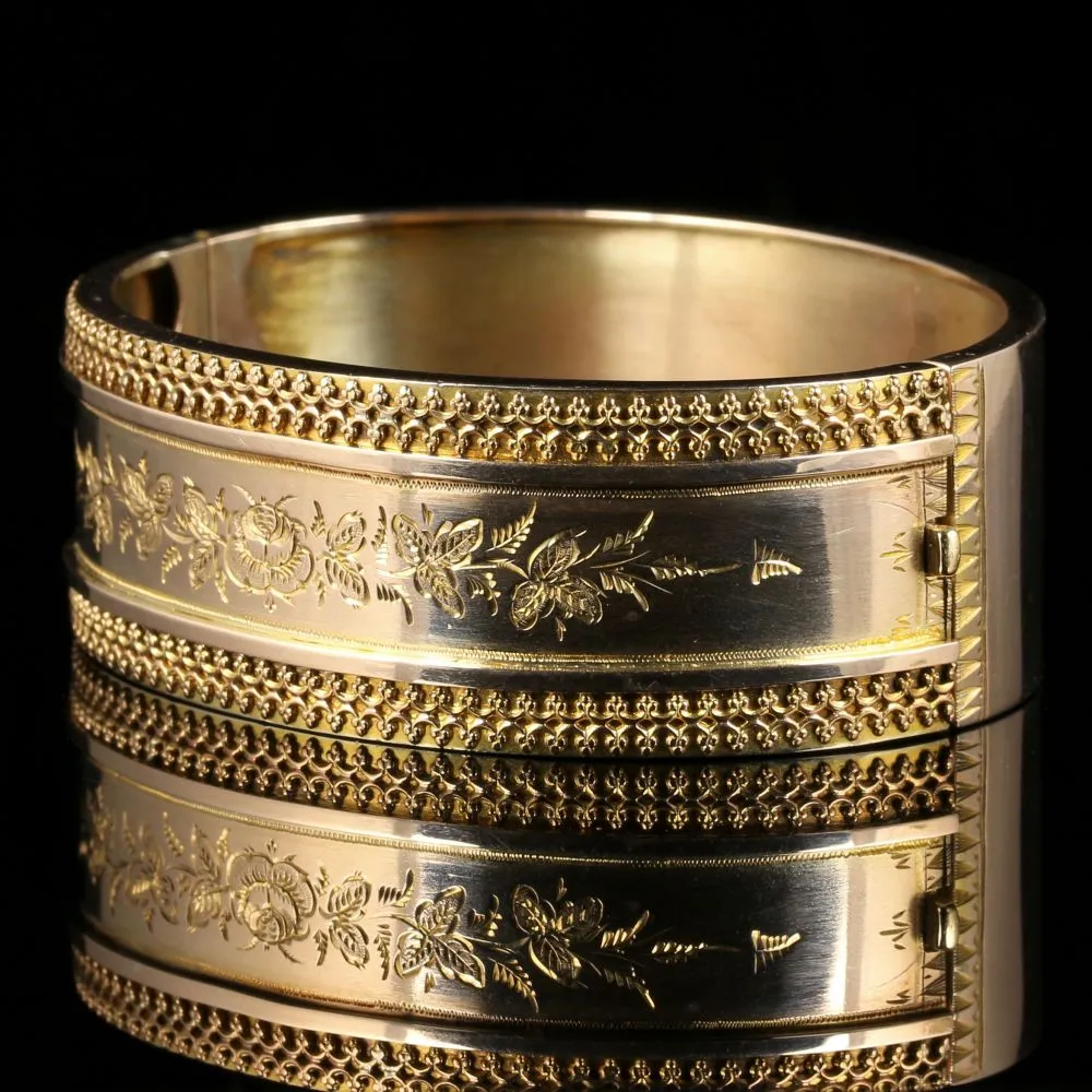 Antique Victorian Gold Bangle Beautiful Engraving 9Ct Gold Circa 1880