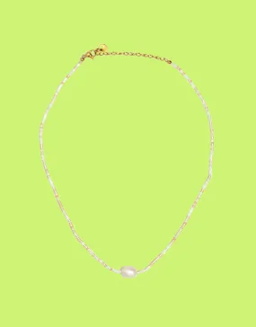 Central pearl necklace