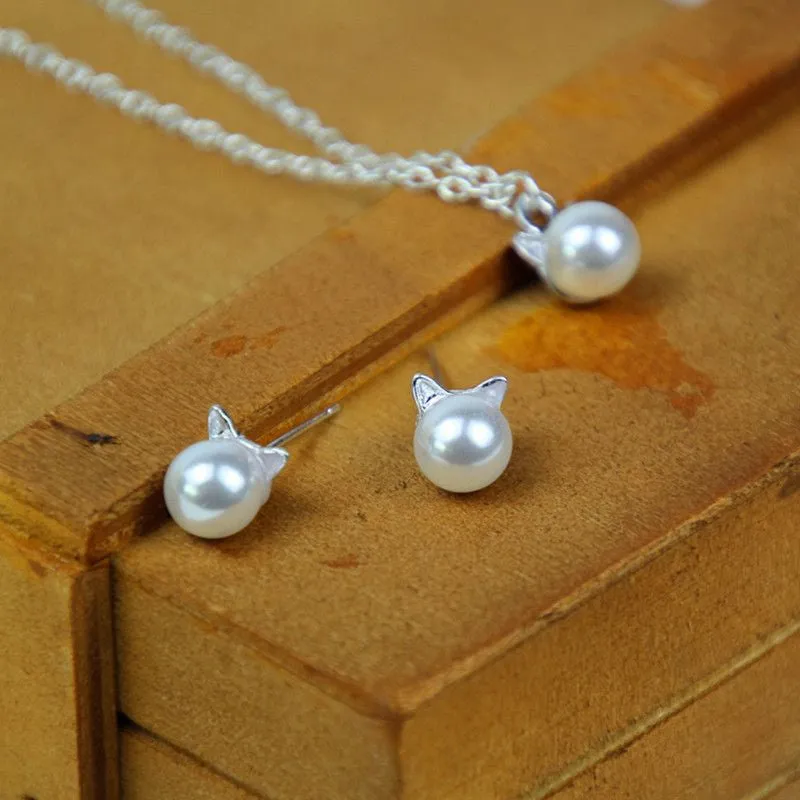 Classy Pearl Cat Earrings & Necklace Set