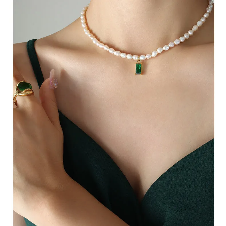 Emerald Pendant Freshwater Pearl Necklace