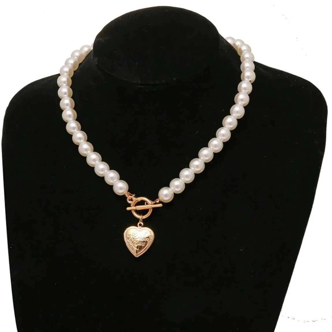 Fashionable Pearl Gold-Plated Plated Alloy Necklace