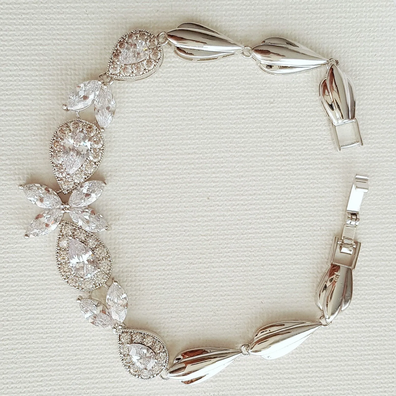 Flower & Teardrop Bridal Bracelet-Anemone