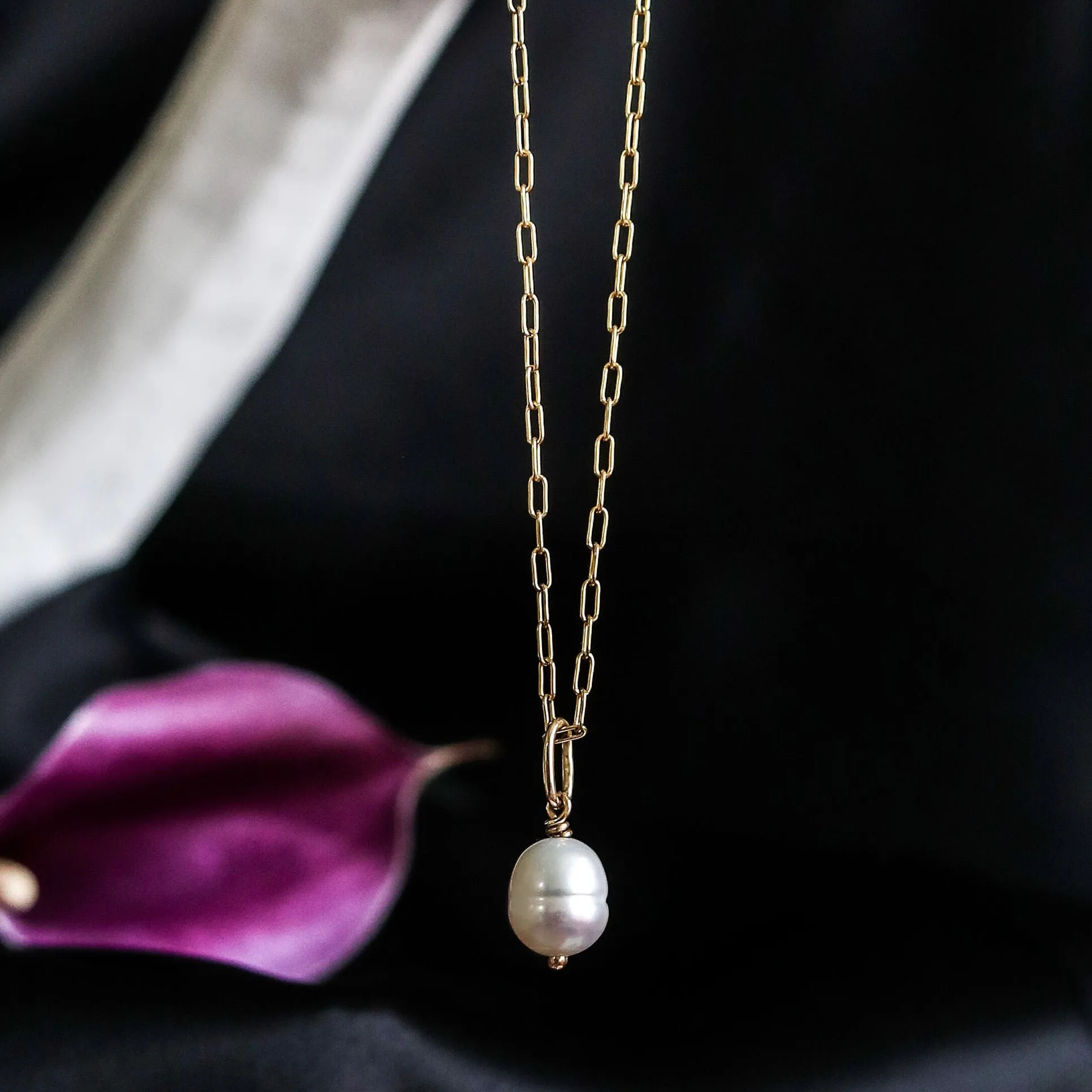 KEELEY PEARL DROP NECKLACE