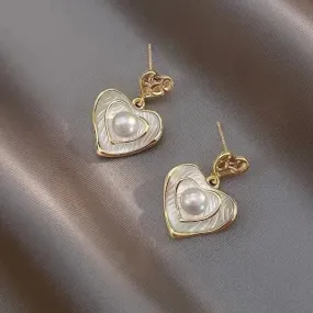 Pearl Heart-Shaped Drop Earrings