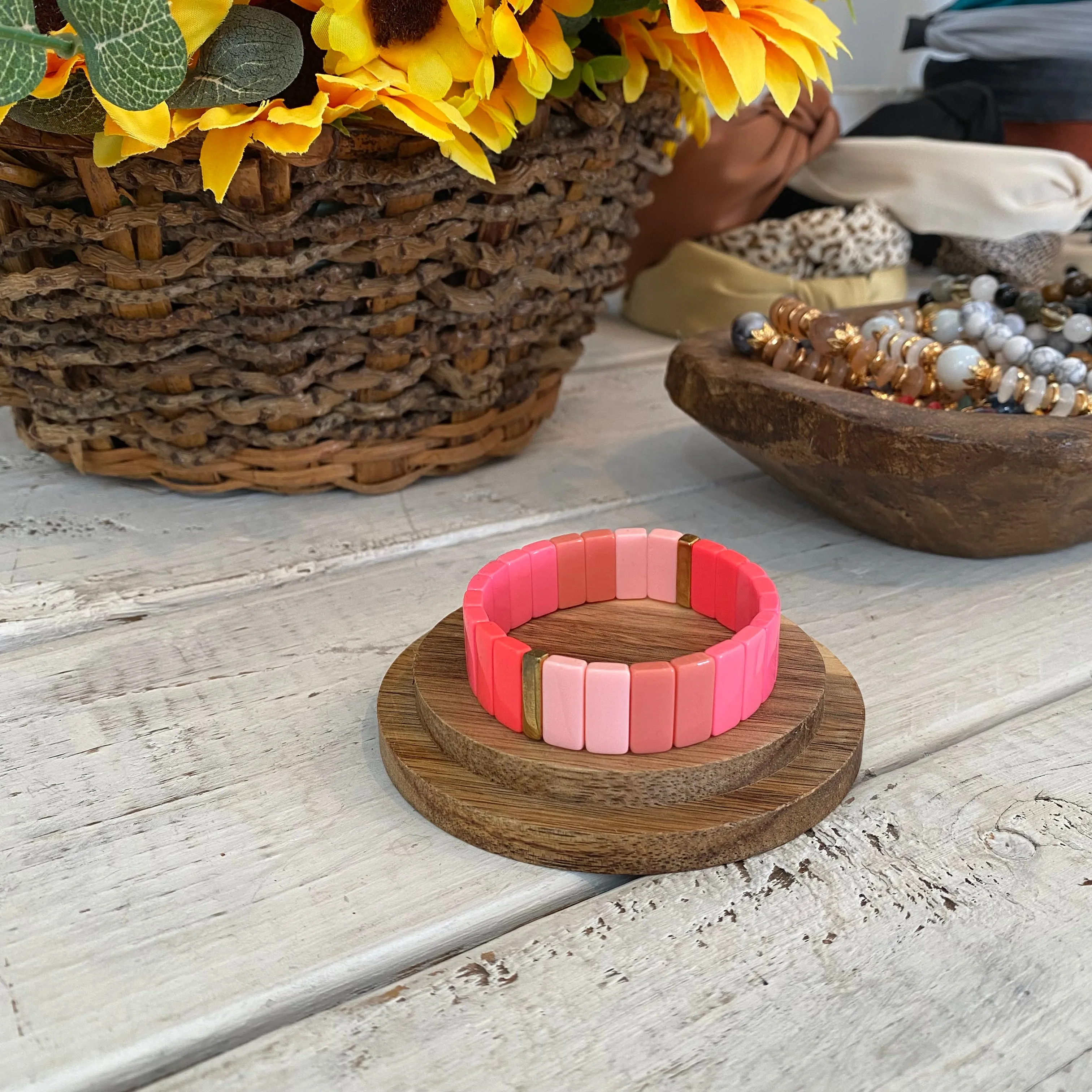 rectangular zinc bracelet in pink