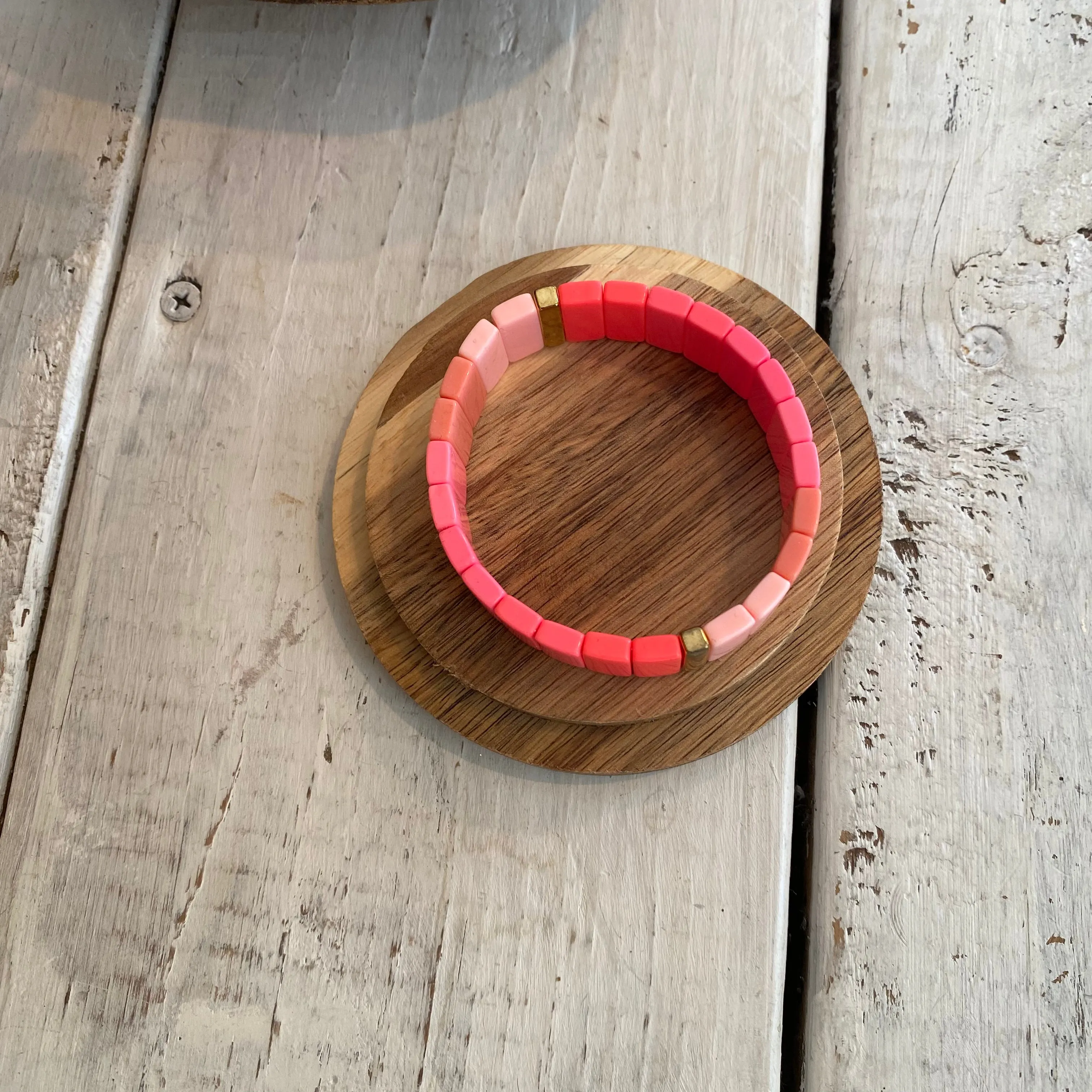 rectangular zinc bracelet in pink