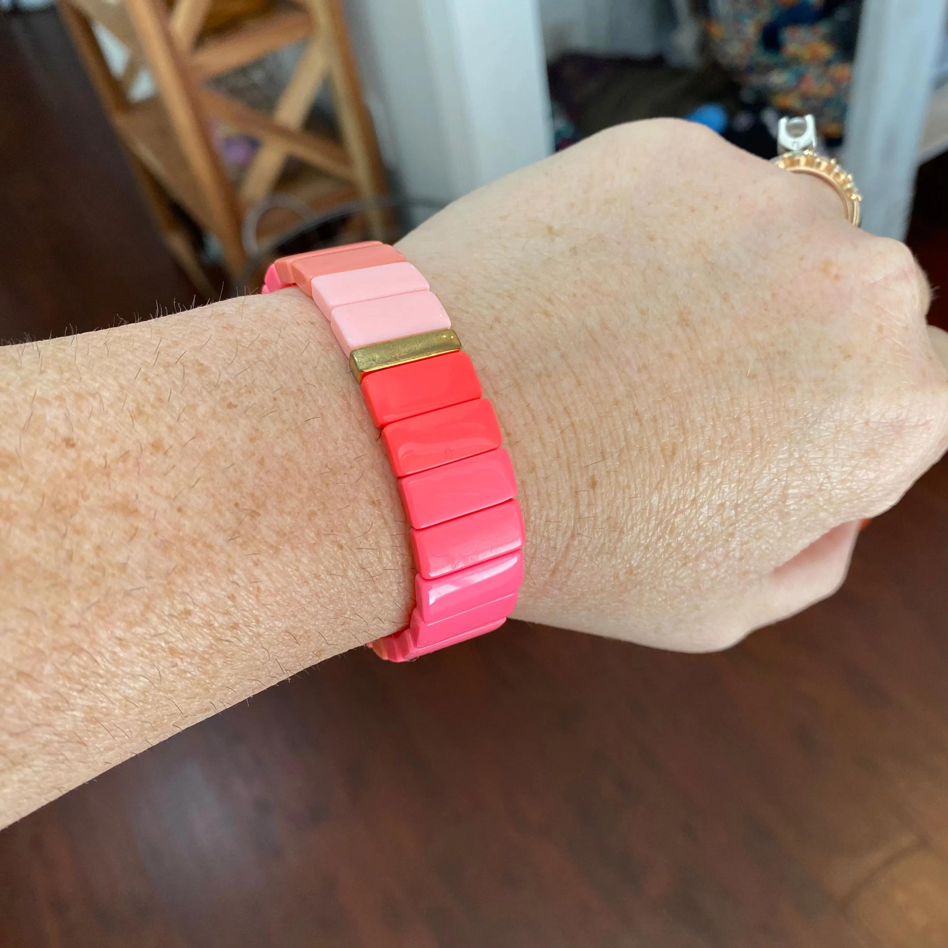 rectangular zinc bracelet in pink