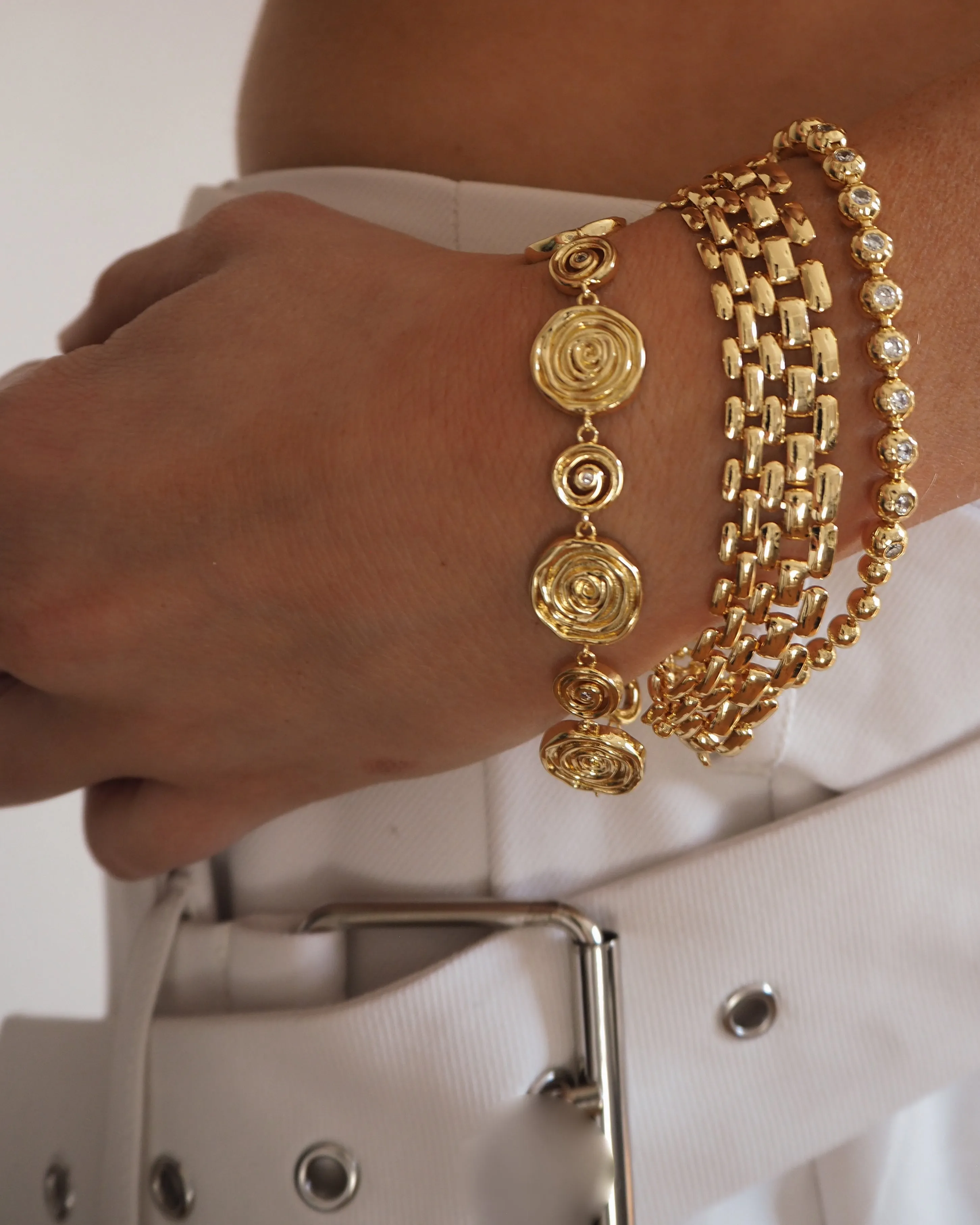 Rosette Coil Link Bracelet- Gold