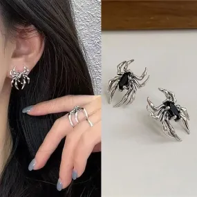 Silver Color Spider Stud Earrings for Women Unique Design Punk Personality Female Small Earrings Black Enamel Fashion Jewelry