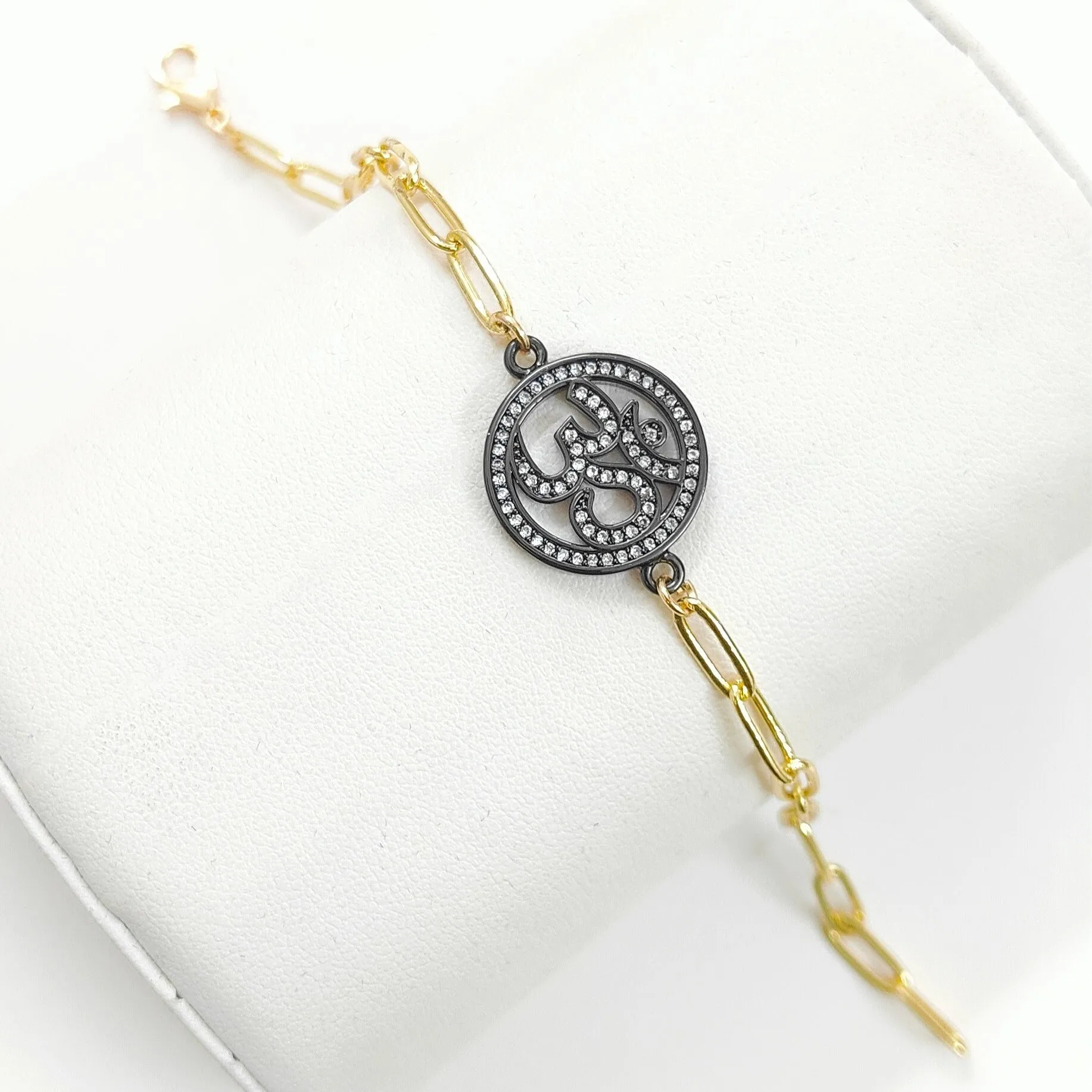 Soulful Om Link Bracelet